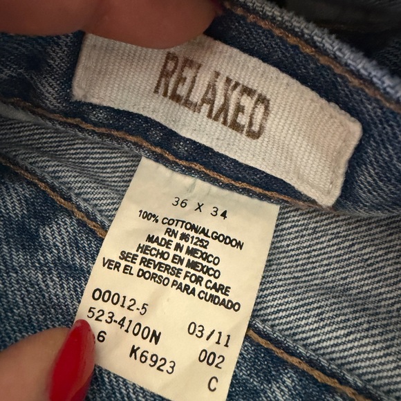 Arizona Jean Company Men's Denim Jeans - Picture 3 of 3